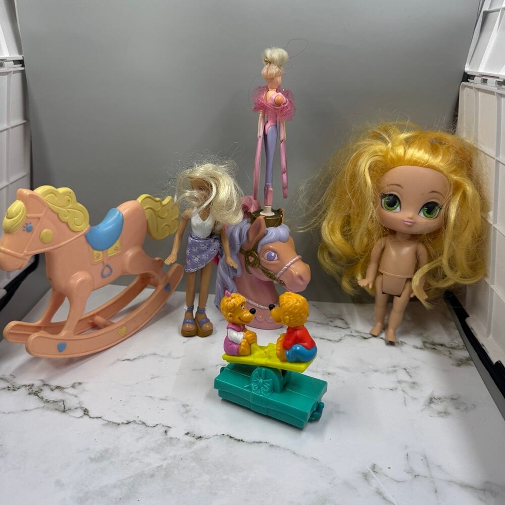Bundle of Girl toys and figures